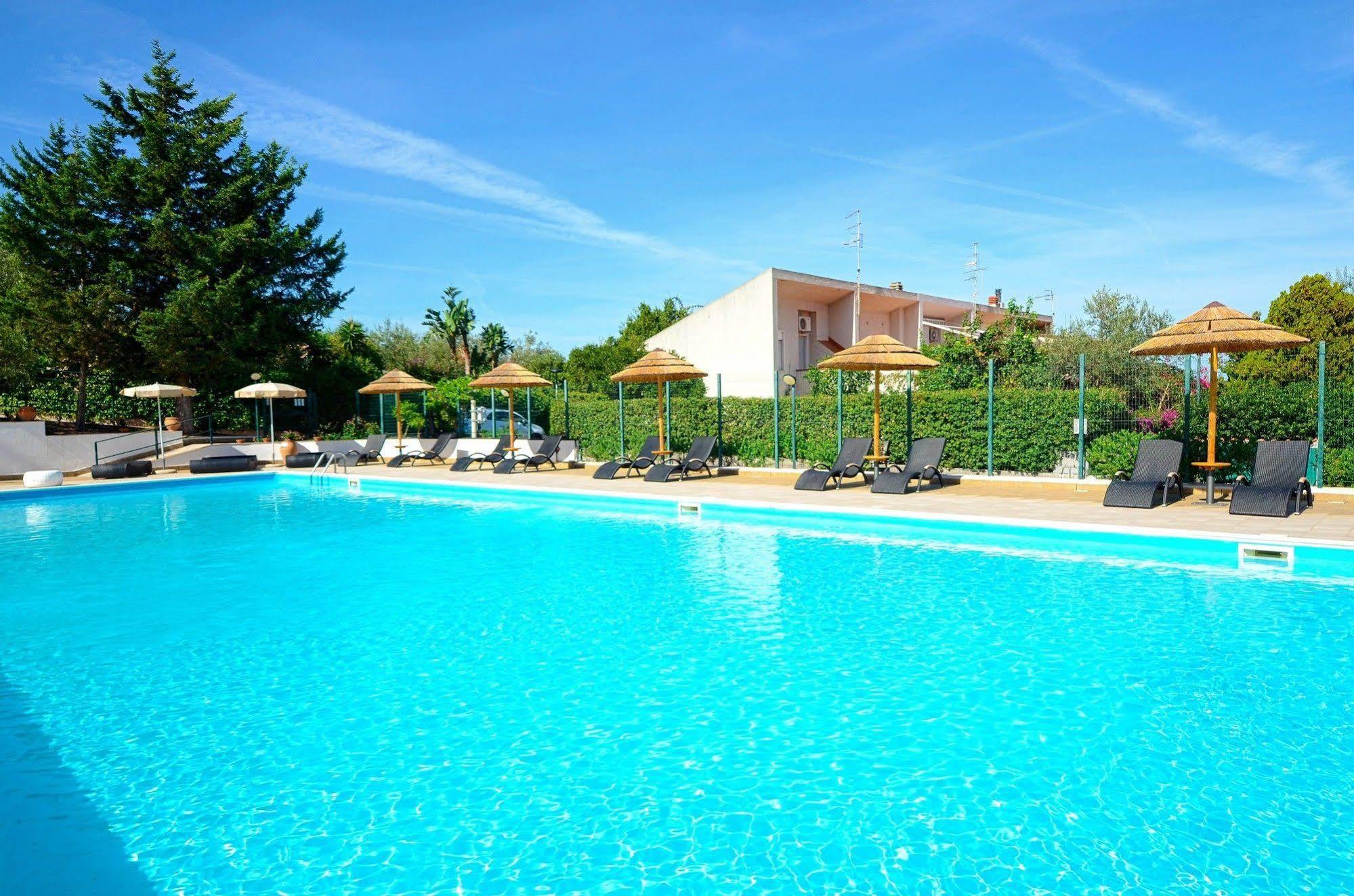 Calanica Resort Cefalù Exteriér fotografie